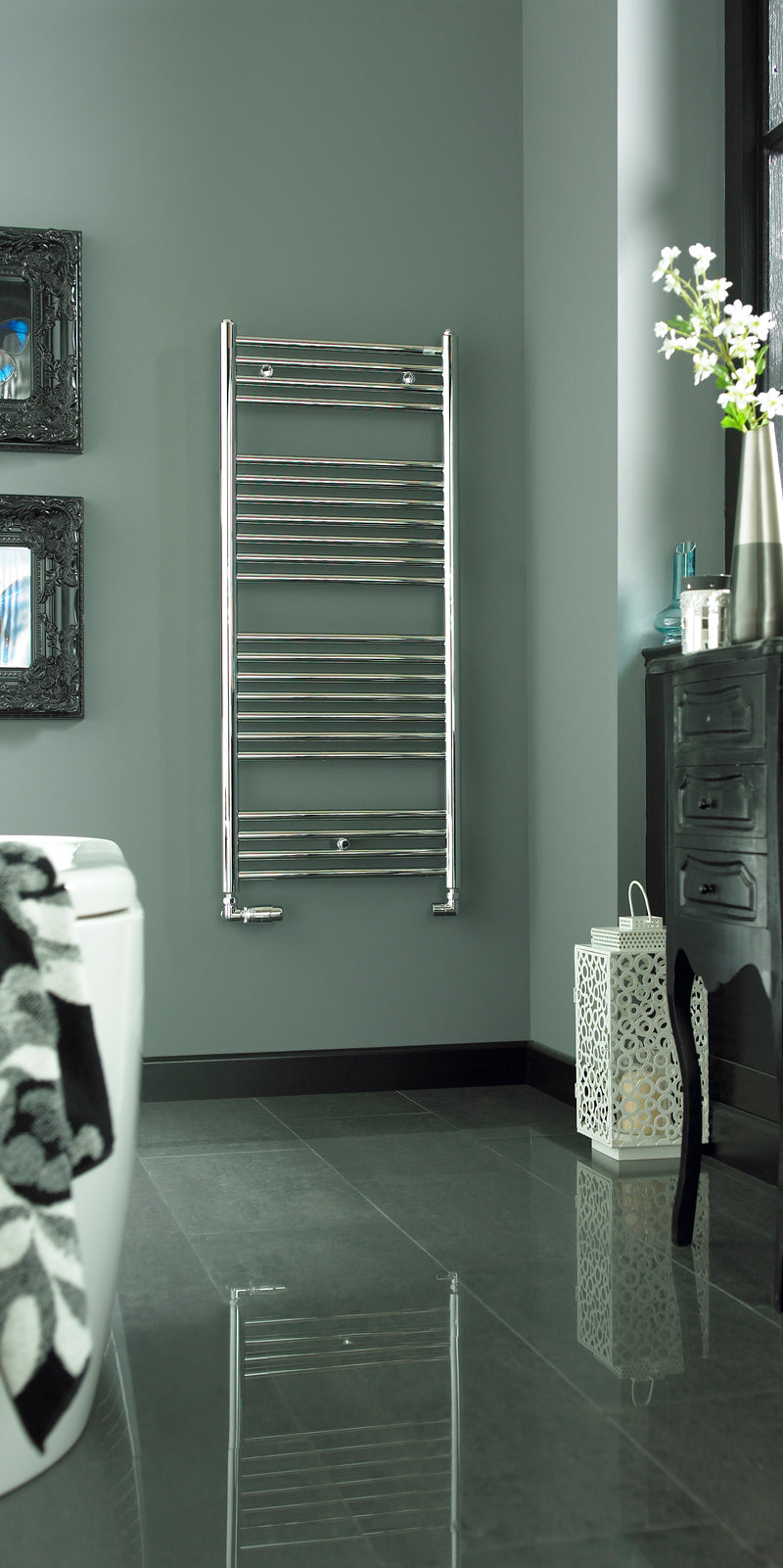 Klaro Radiator - Chrome | Zehnder