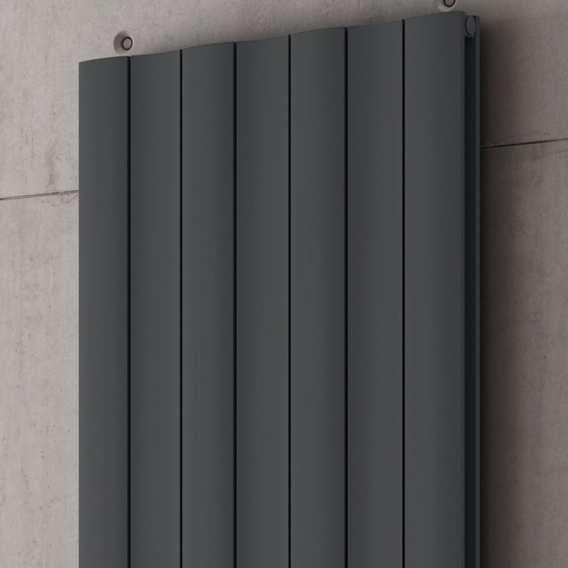 Reina Gio Vertical Radiator