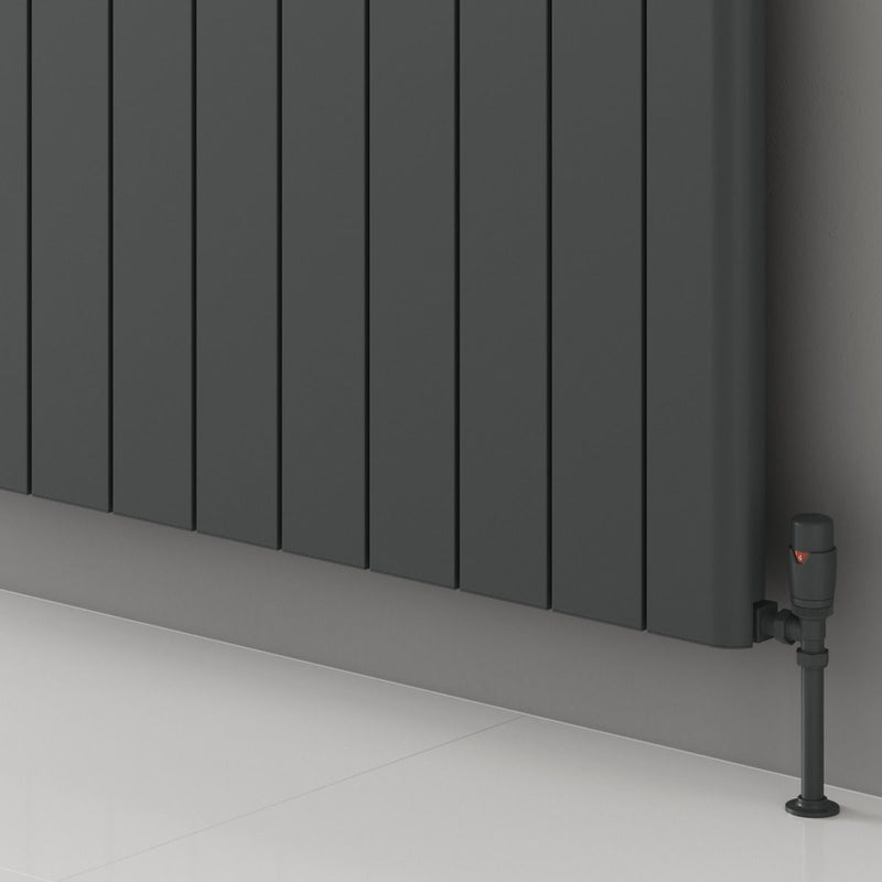 Reina Resia Horizontal Radiator