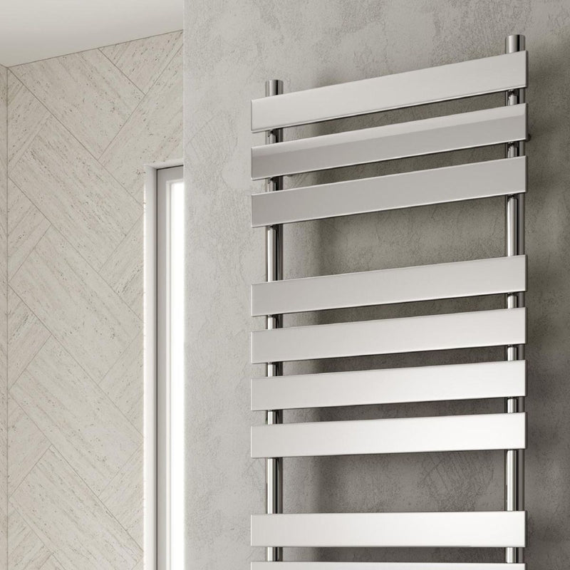 Reina Trento Designer Radiator - Chrome