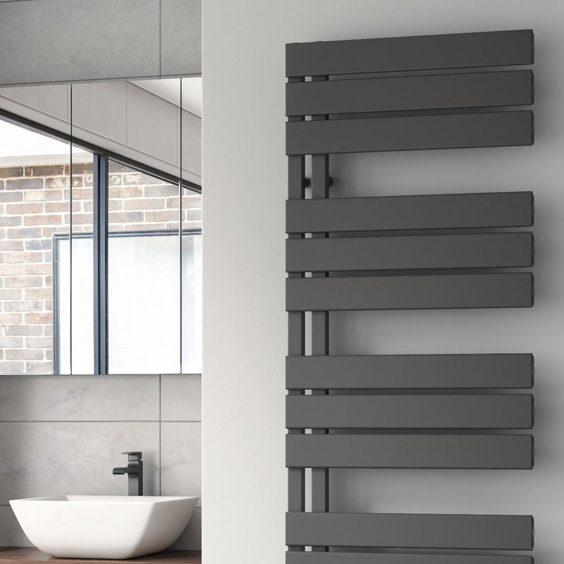 Reina Vada Towel Rail